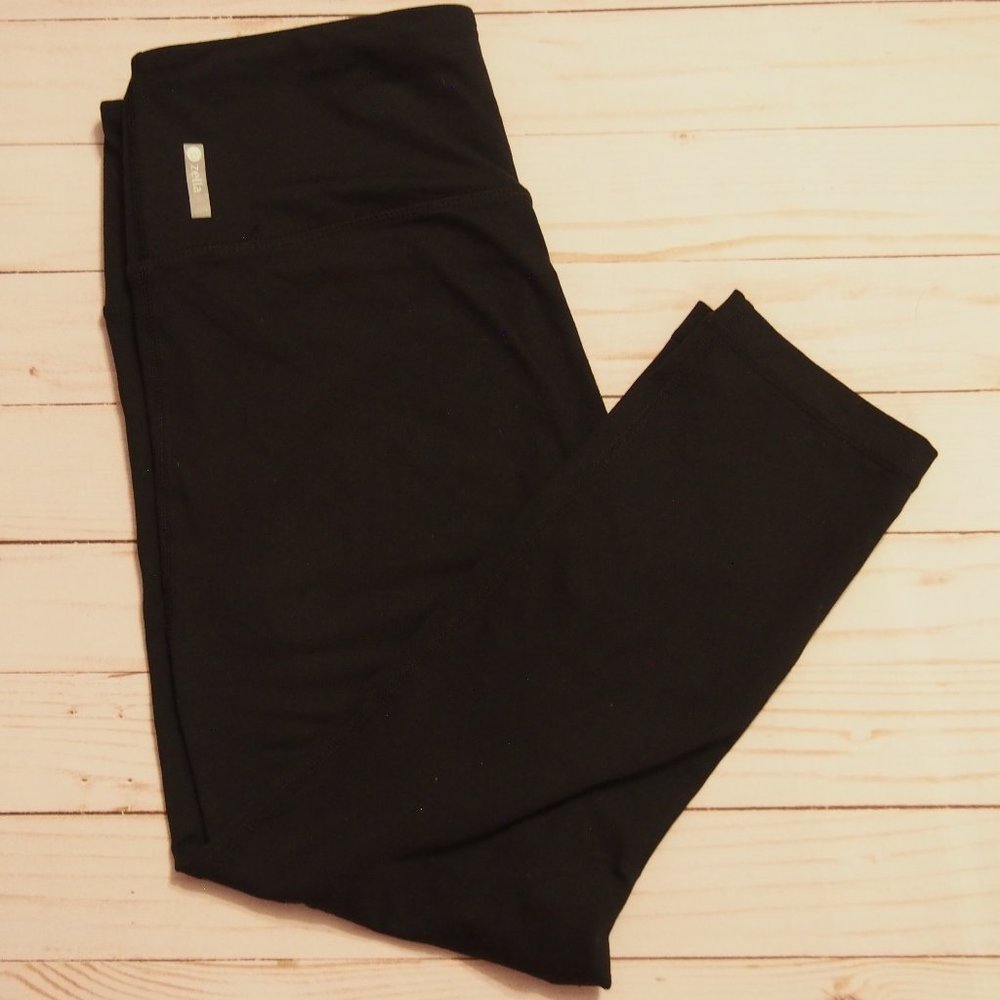 Zella Black Capri Leggings